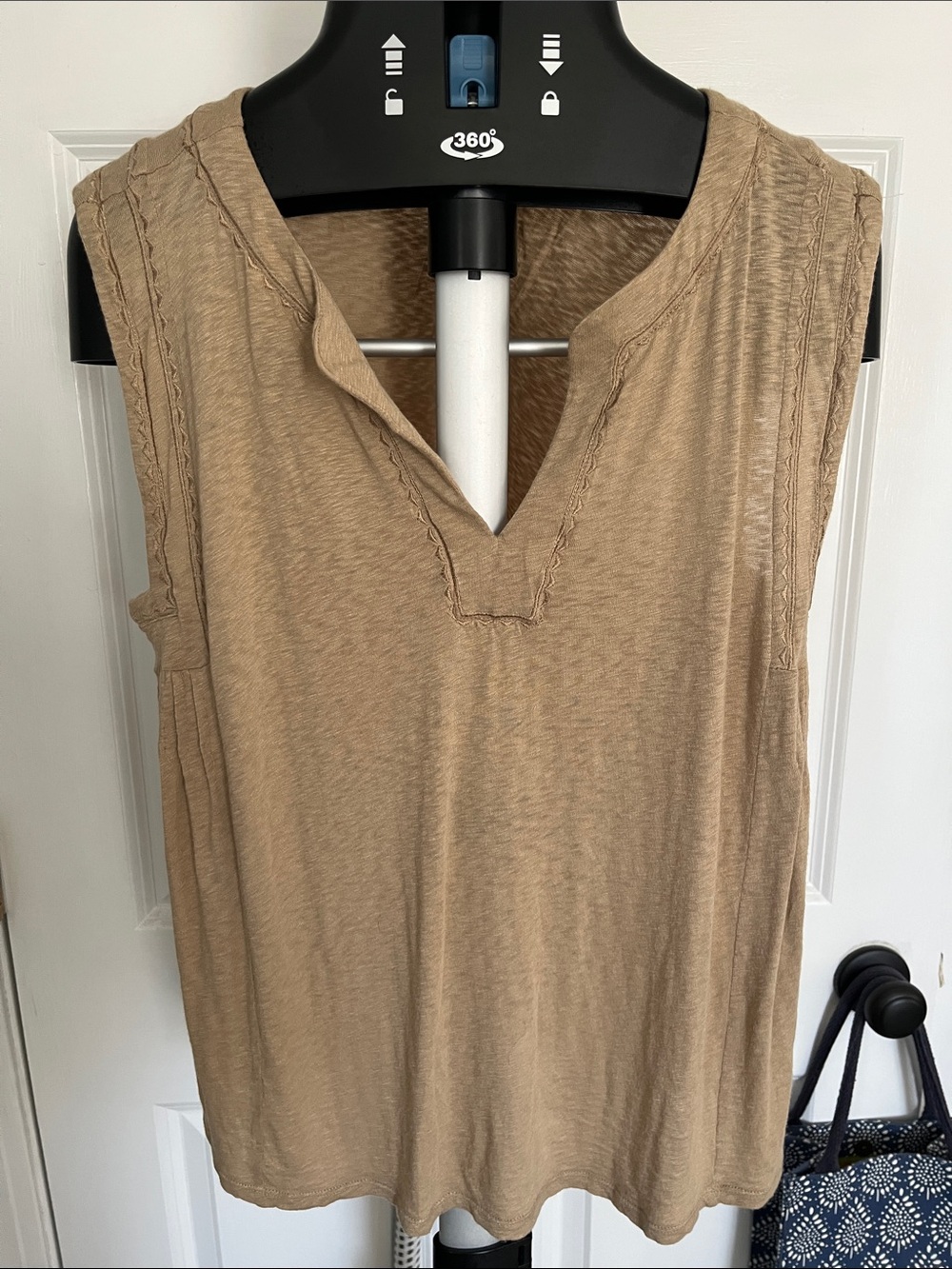 Carve Designs Sleeveless Notch V Tank in Light Tan